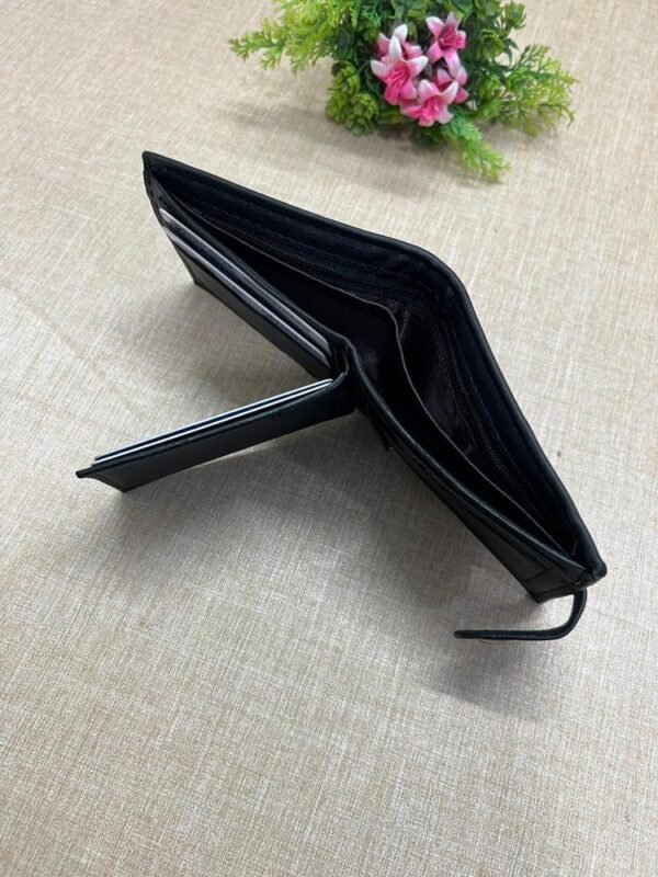 Men's Leather Textured Bi-Fold Wallet